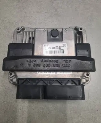 Audi A4 S4 B8 8K Engine control unit/module 03L906018KL 0281018660