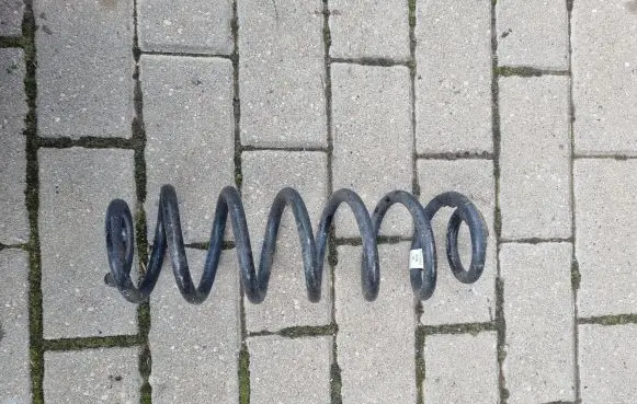 Volkswagen PASSAT B8 Rear coil spring 3Q0511115