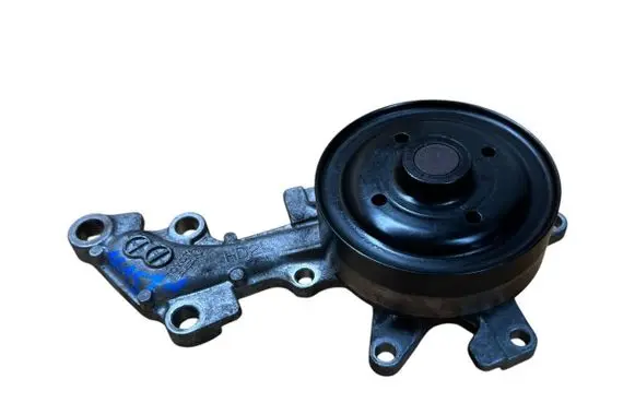 Toyota Yaris Water pump 1610080010