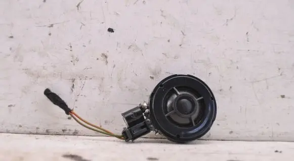 Audi Q3 8U Front door speaker 8X0035399D