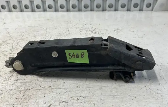 Volkswagen Golf V Lift Jack 1K0011031L