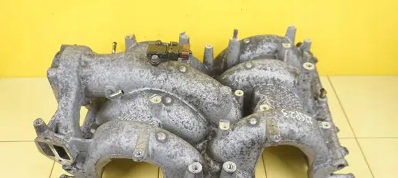Mitsubishi Pajero Intake manifold SSACY 6G74