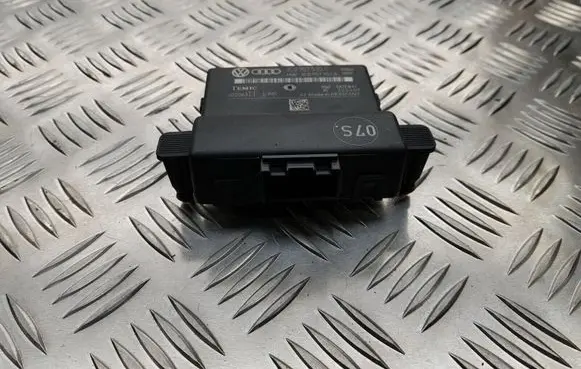 Volkswagen PASSAT B6 Gateway control module 3C0907530C