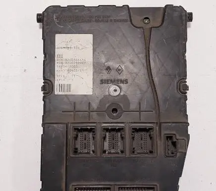 Renault Megane II Comfort/convenience module 8200306434 S18400220B 03089