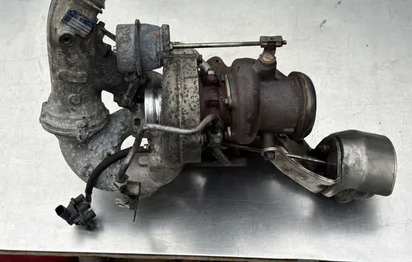 Mercedes-Benz Sprinter W906 Turbo A6510906380 10009700074