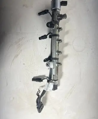 Mercedes-Benz Sprinter W906 Fuel main line pipe a6510700495 r9144z240a