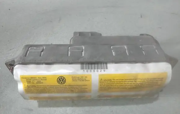 Volkswagen Touran I Passenger airbag 1T0880204A 0021HP07A8RB
