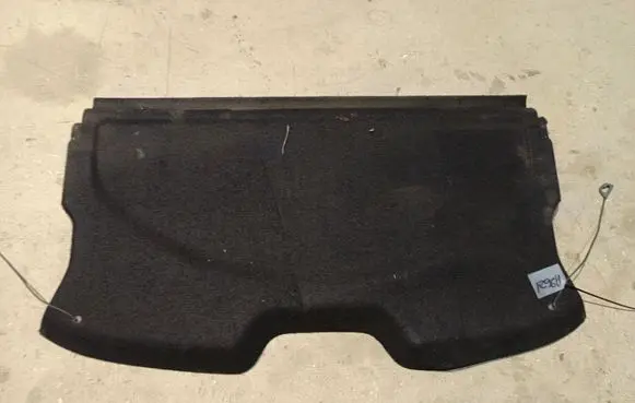 Parcel shelf