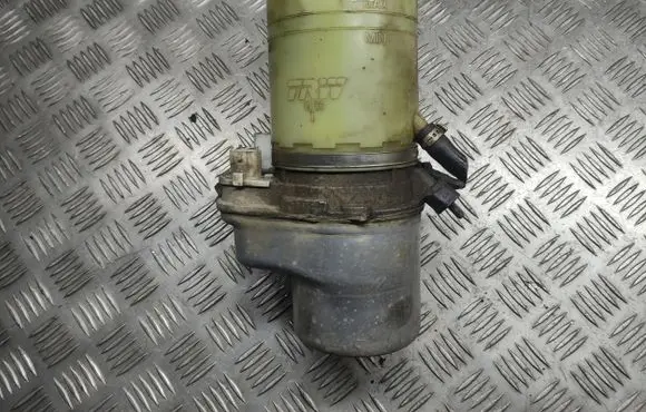 Opel Vectra C Power steering pump 
