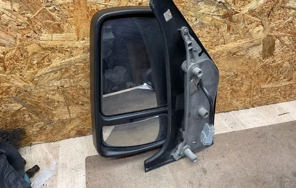 Manual wing mirror