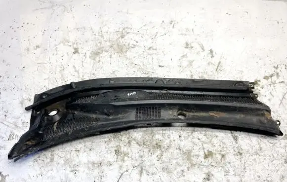Toyota RAV 4 (XA20) Wiper trim 5570842110 55708-42110