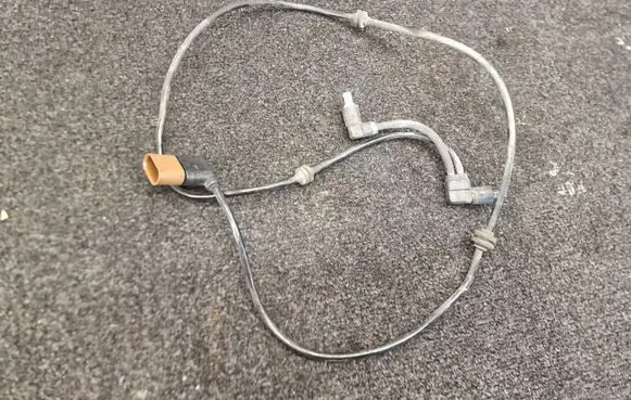 Mercedes-Benz GLC X253 C253 Rear ABS sensor wiring A2535407102