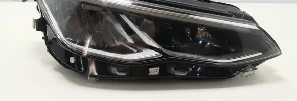 Volkswagen Golf VIII Headlight/headlamp 90150891 5H1941006C