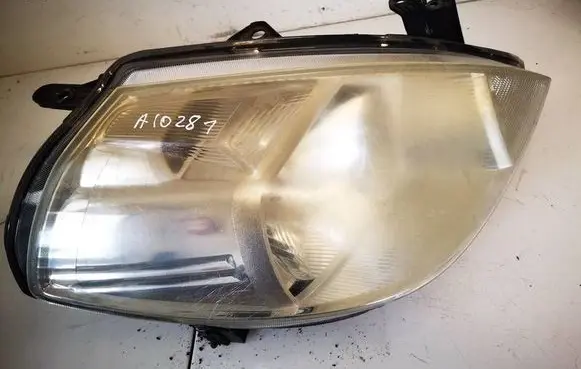 Nissan Tiida C11 Headlight/headlamp 26010em00a
