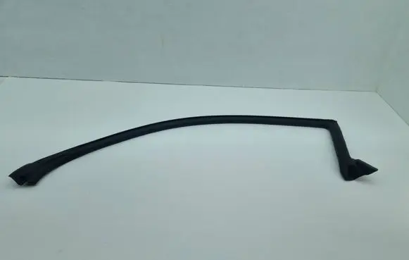 Ford Mustang VII Rubber seal front coupe door S550A 30200080