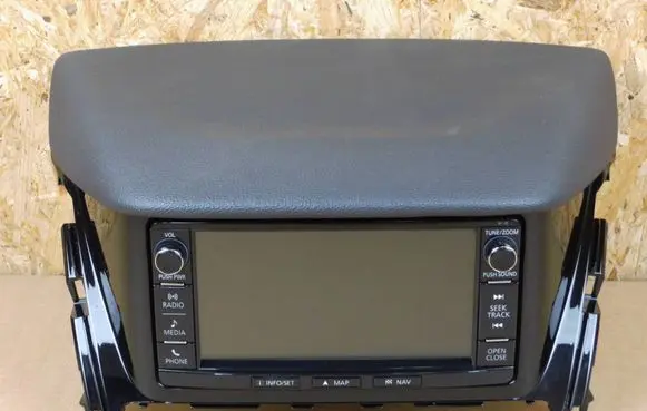Mitsubishi Eclipse Cross Radio/CD/DVD/GPS head unit 8750A578