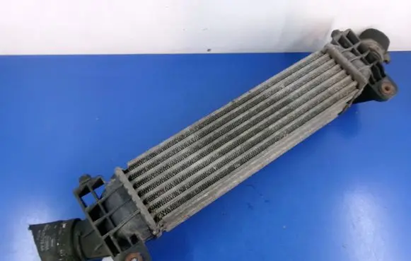 Ford Mondeo Mk III Intercooler radiator IS7Q-9L440-AD