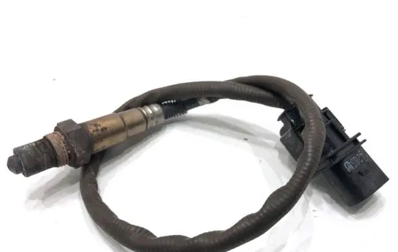 Mercedes-Benz CLA C117 X117 W117 Lambda probe sensor 0095425618