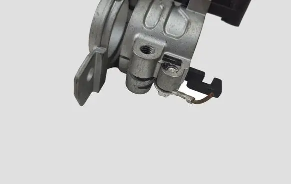Opel Zafira B Ignition lock