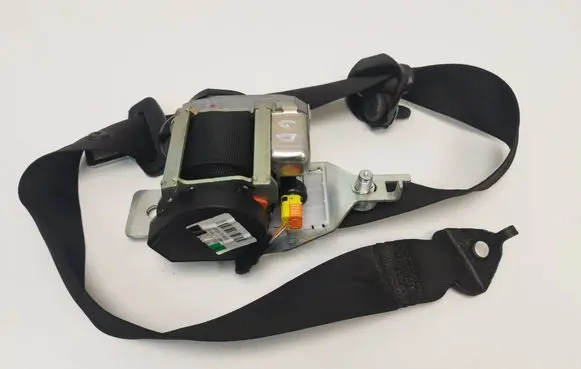Mercedes-Benz ML AMG W166 Rear seatbelt 620570800