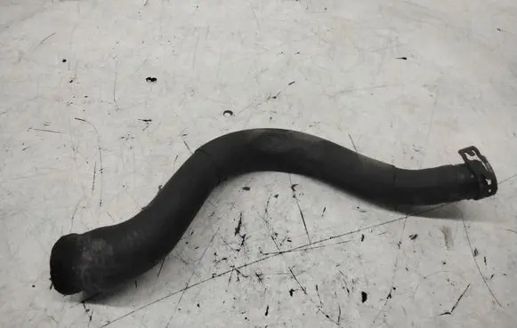 Mercedes-Benz E W211 Engine coolant pipe/hose