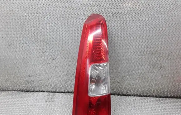 Volvo V70 Rear/tail lights 160985