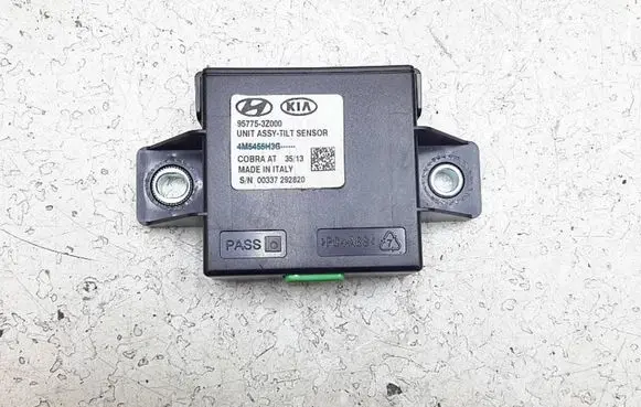 Hyundai i40 Other control units/modules 957753Z000 4M5455H3G 00337292820