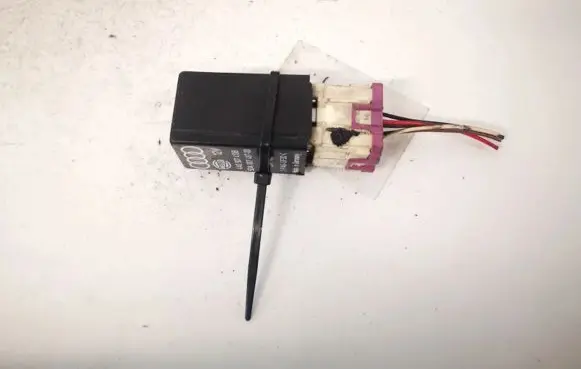 Audi A6 S6 C4 4A Other relay 4a0907413b 5da007487-00