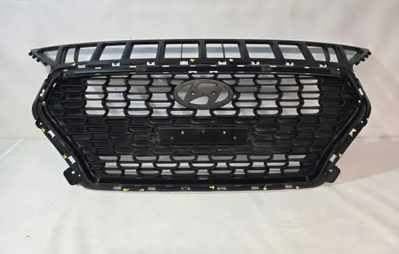 Hyundai i30 Front bumper upper radiator grill 86351G4AA0