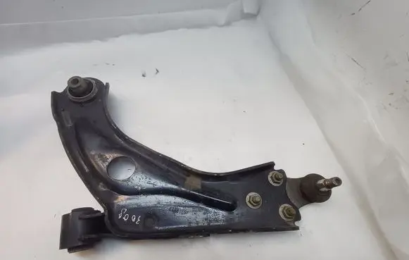 Peugeot 3008 II Front lower control arm/wishbone