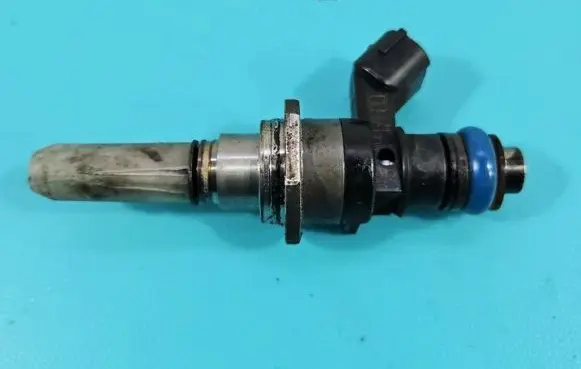 Mazda CX-7 Fuel injector E7T20171 IMPRK1405171