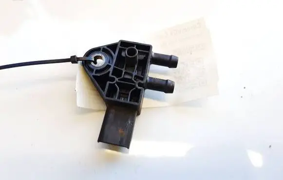 Citroen C4 Cactus Exhaust gas pressure sensor 0281006300 9677816180