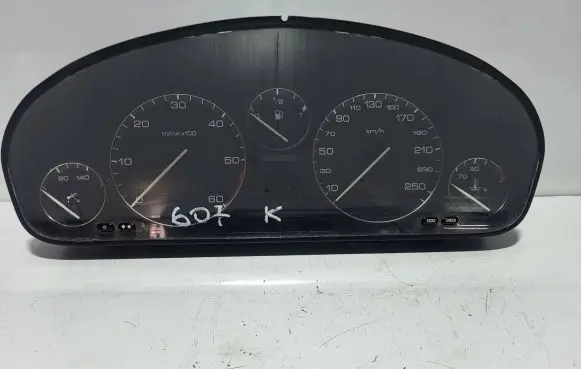 Peugeot 607 Speedometer (instrument cluster) 962959840 BH2805 5421F240