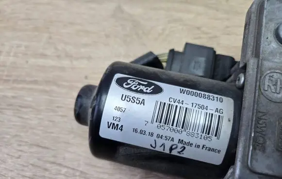 Ford Kuga II Wiper motor CV4417504AG U5S5A 057000883105