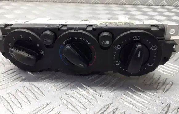 Ford Focus Interior fan control switch 3M5T-19980-AD