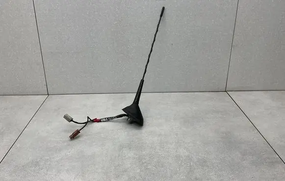 Nissan Qashqai Aerial GPS antenna