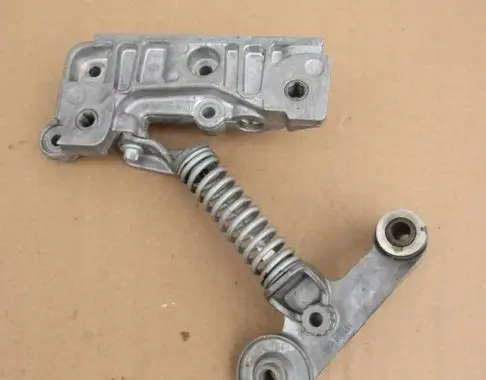 Mercedes-Benz CLA C117 X117 W117 Alternator belt tensioner A6512002400