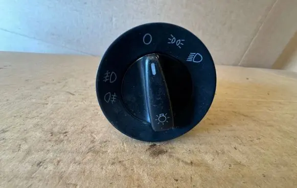 Skoda Superb B5 (3U) Light switch 1U0941531D K1334P