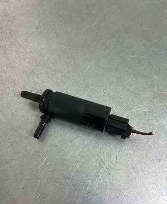 BMW X5 F15 Headlight washer pump 7340773