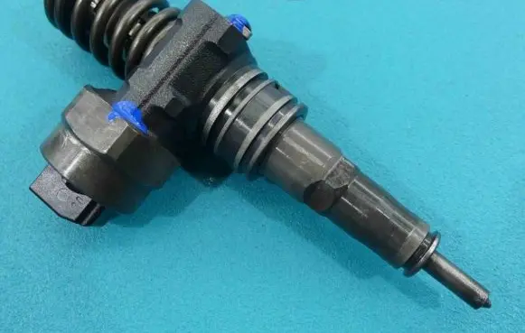 Volkswagen Golf IV Fuel injector 0414720007 IMPRK1095476