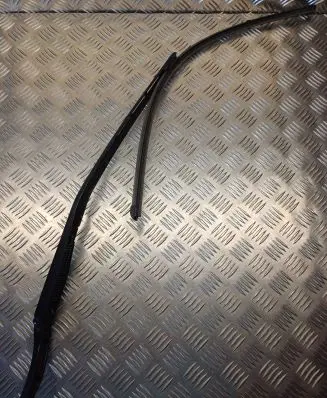 Peugeot 307 Windshield/front glass wiper blade 9656189380 15377