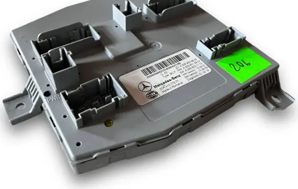Mercedes-Benz C W205 Central body control module S206 A2059006822