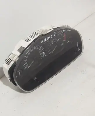 Mitsubishi Carisma Speedometer (instrument cluster)