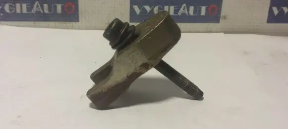 Volvo V40 Fuel Injector clamp holder 30624306 31303614