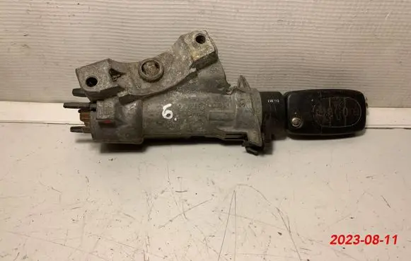 Audi A6 S6 C5 4B Ignition lock 4B0905851C