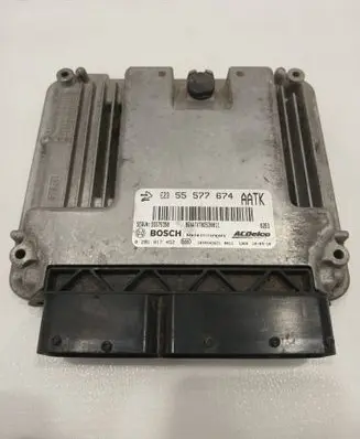 Opel Insignia A Engine control unit/module 0281017452 55577674 55575350