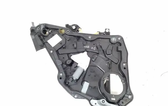 Mercedes-Benz CLA C117 X117 W117 Rear window lifting mechanism without motor A1177300179
