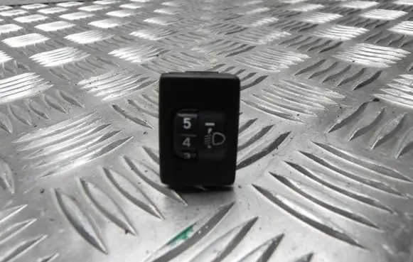 Toyota Yaris Headlight level height control switch 841520D890 I8974