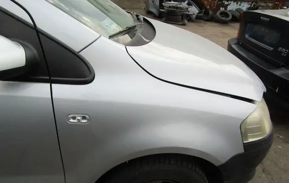 Volkswagen Fox Fender 