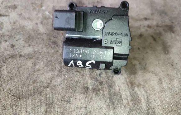 Toyota Corolla Verso AR10 Air flap motor/actuator 1138002051